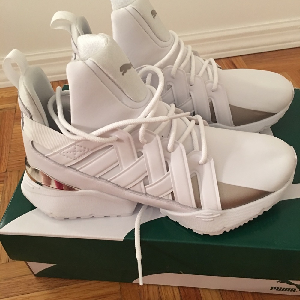 Puma Muse Echo Sneaker